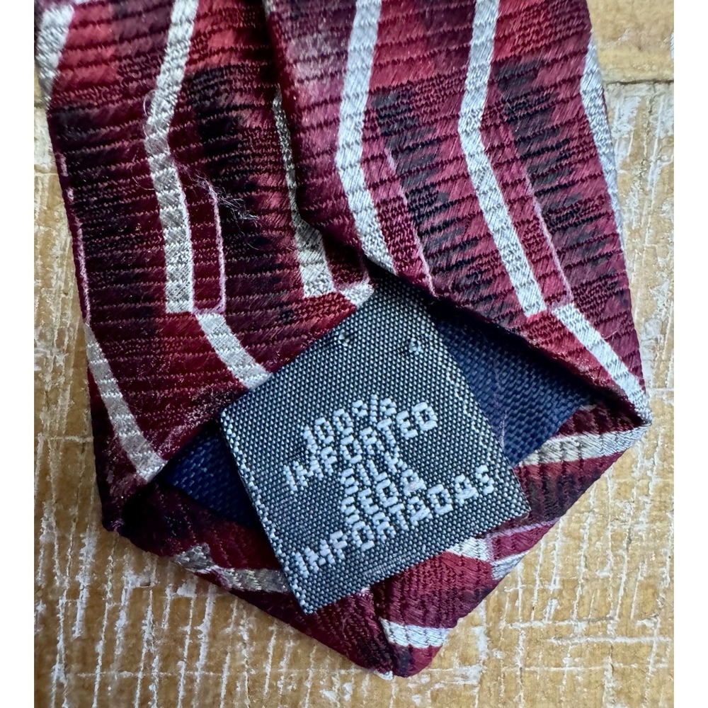 Gianfranco Ruffini 100% Silk Tie - Picture 5 of 6
